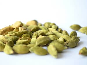 Green Cardamom  Sample 600 grams (100grams of 6 grades)